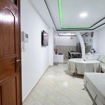 Mira Appartement -Lovely, Tidy & Close To Beaches And City Center Al Hoceïma Exterior foto