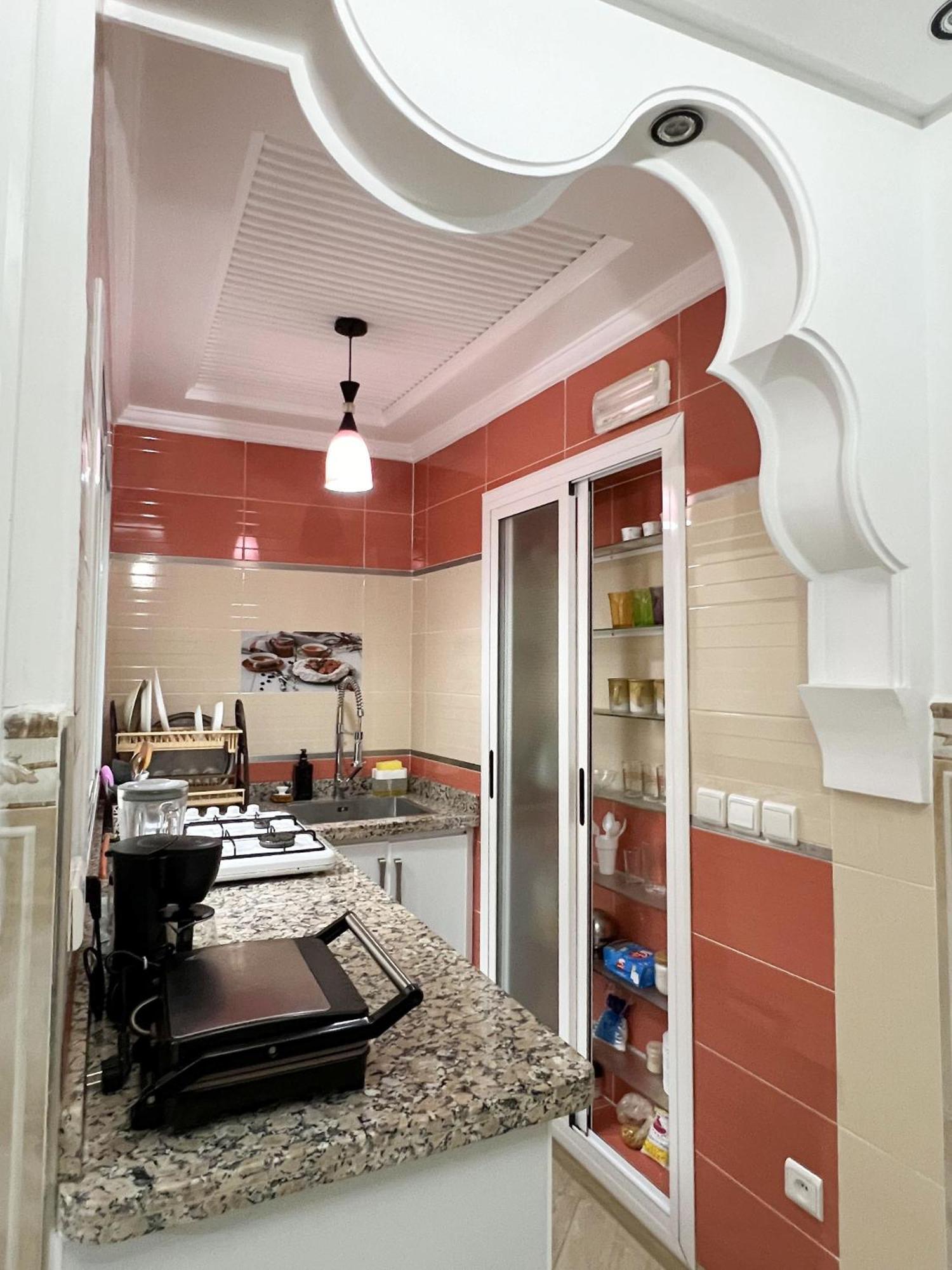 Mira Appartement -Lovely, Tidy & Close To Beaches And City Center Al Hoceïma Exterior foto