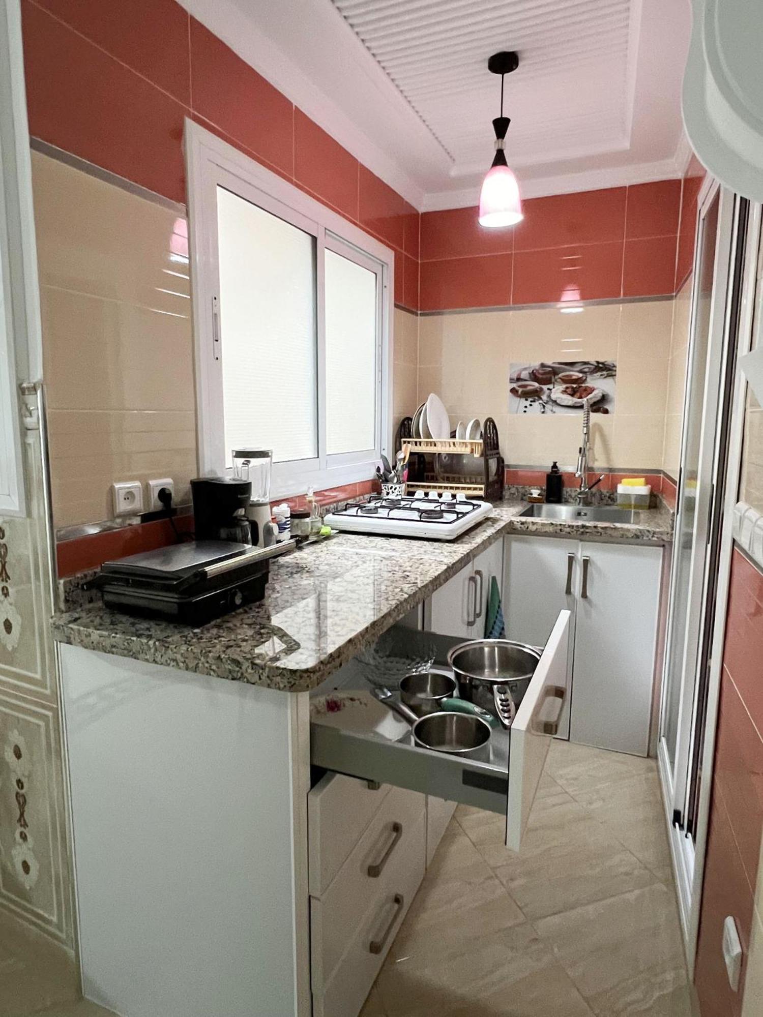 Mira Appartement -Lovely, Tidy & Close To Beaches And City Center Al Hoceïma Exterior foto